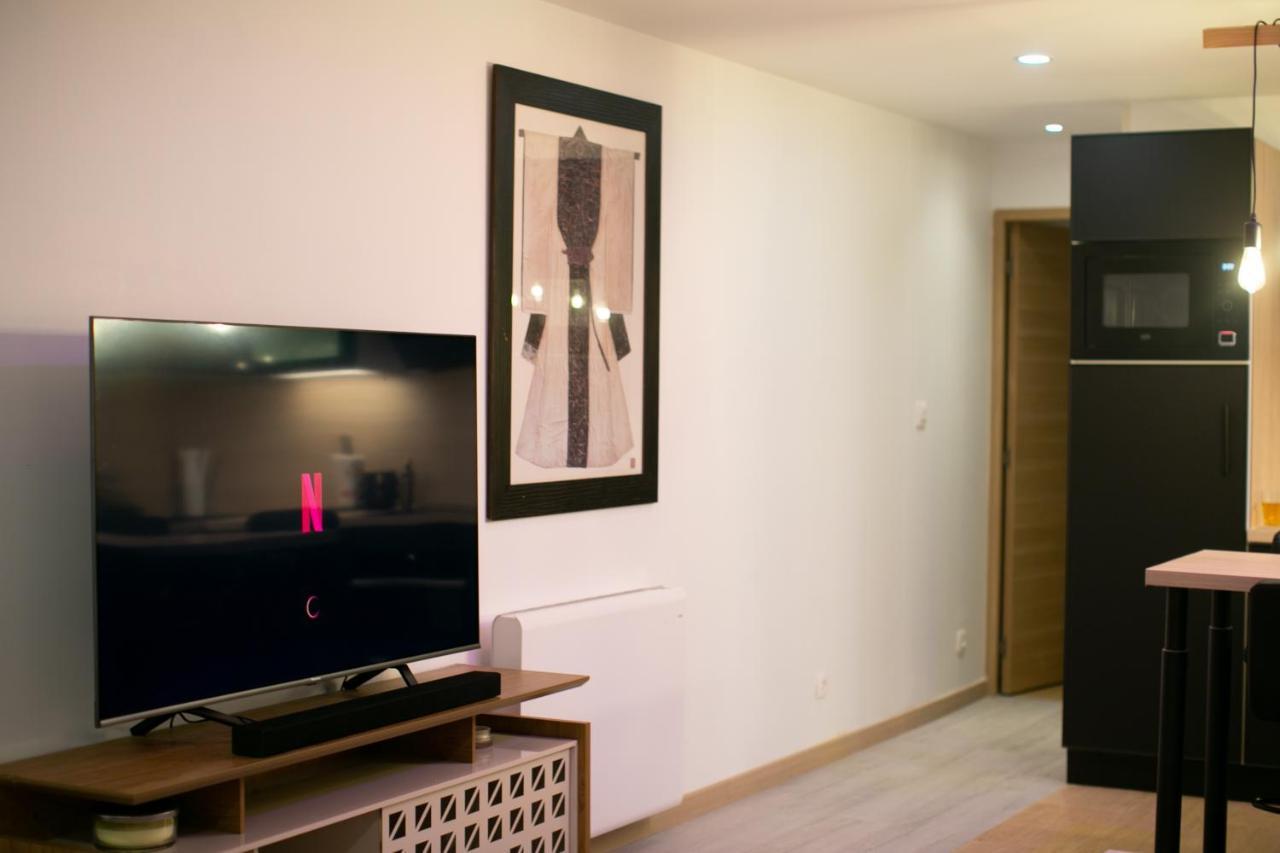 Grand studio 40m2 chaleureux - Jacuzzi Tremblay-en-France Esterno foto