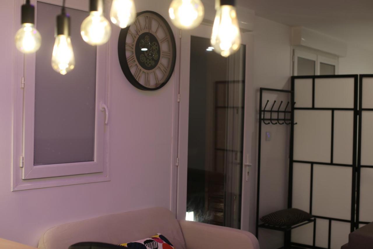 Grand studio 40m2 chaleureux - Jacuzzi Tremblay-en-France Esterno foto